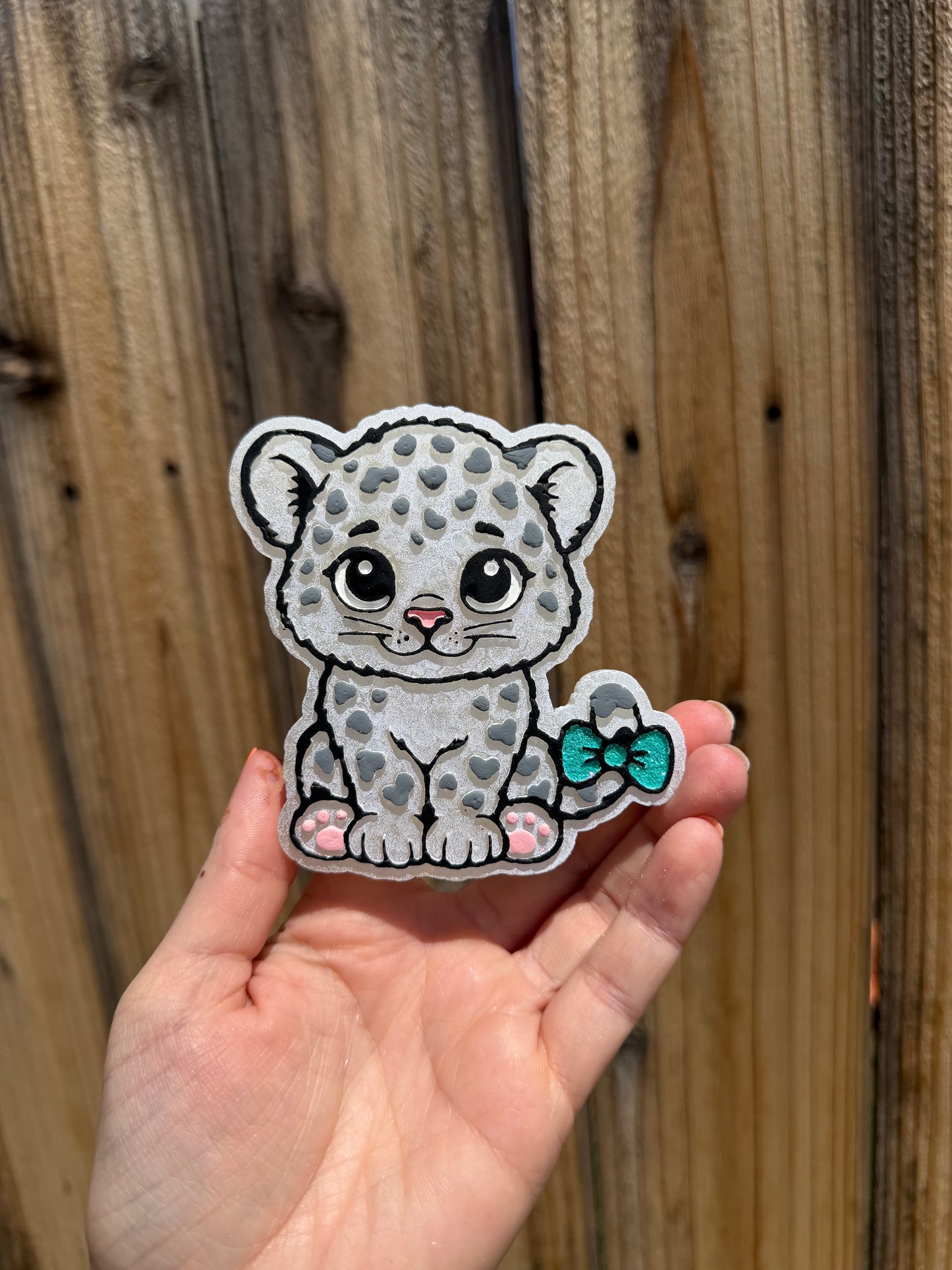Snow Leopard— Pink Sugar